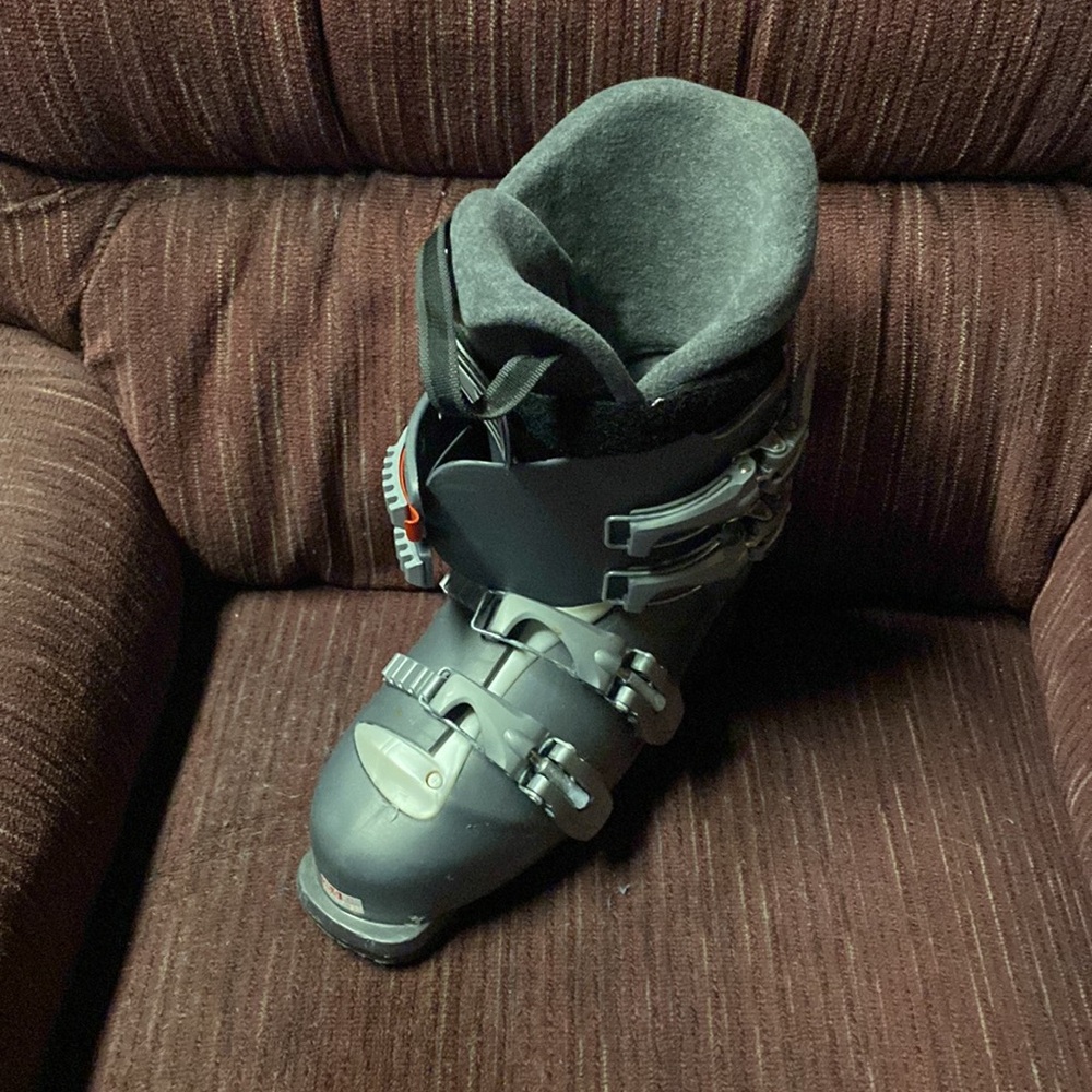 Salomon Ski Boots - Picture 3 of 13